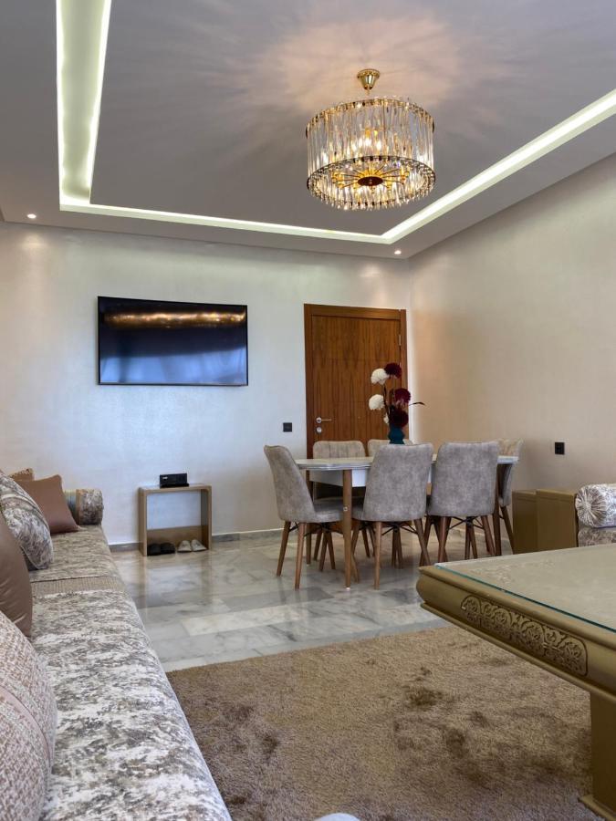 Cozy With Swimming Pool Appartement *