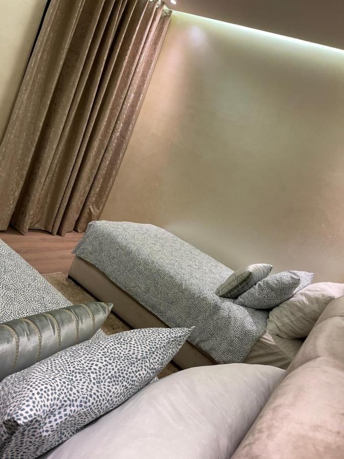 Cozy With Swimming Pool Appartement